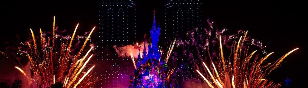 date show drone disneyland paris reouverture notre dame